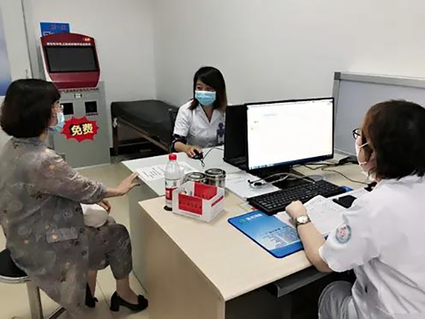 锦州市中心医院开展药学门诊服务 专业药师提供用药咨询和指导