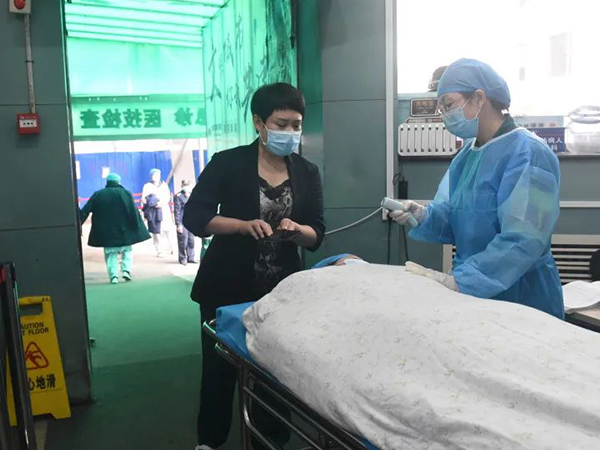 锦州市中心医院开展疑似新冠感染病例模拟实战应急演练